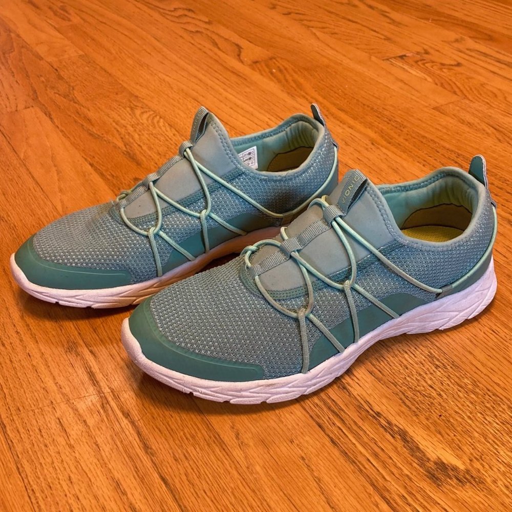Vionic Teal and White Athletic Shoes